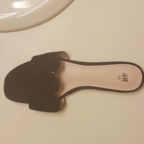 Women's shoes